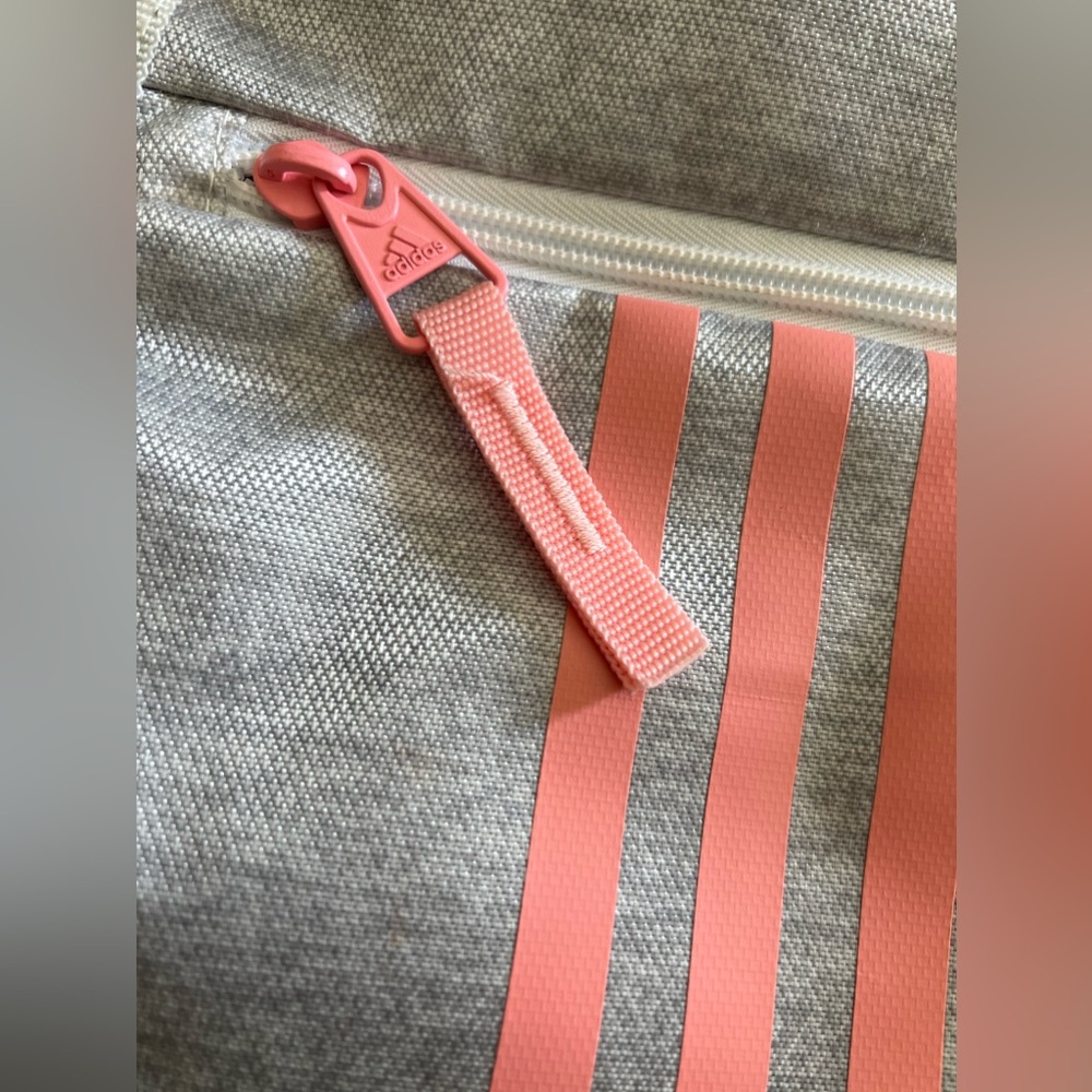 Adidas Drawstring Bag - Picture 4 of 5